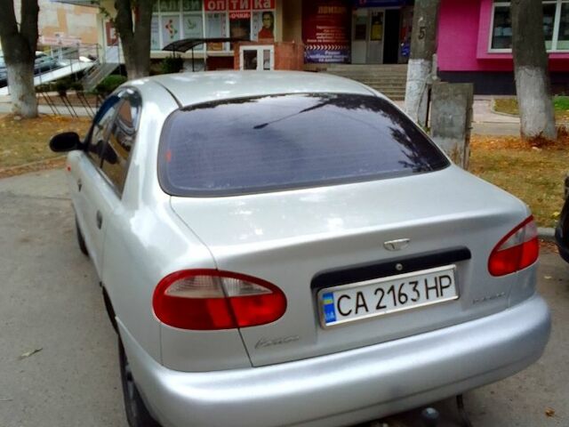 Деу Ланос 2002 у Черкасах на Automoto.ua Сірий Деу Ланос, об'ємом двигуна 1.5 л та пробігом 253 тис. км за 2100 $, фото 2 на Automoto.ua
