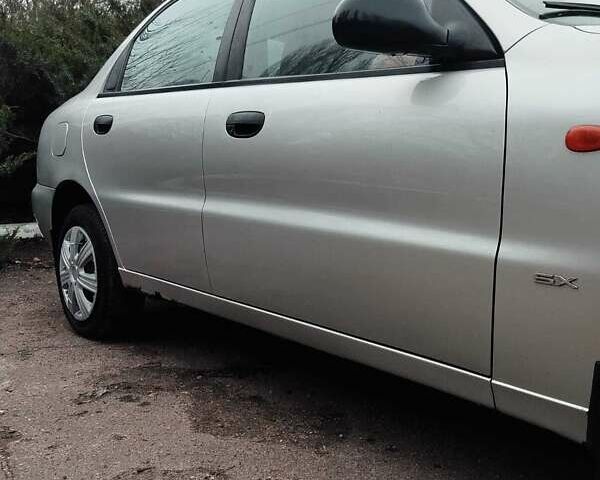 Серый Дэу Ланос, объемом двигателя 1.6 л и пробегом 280 тыс. км за 2300 $, фото 4 на Automoto.ua