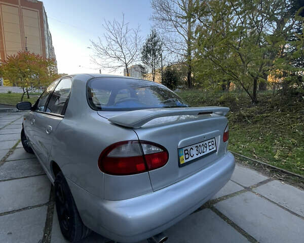 Деу Ланос 2002 у Львові на Automoto.ua Сірий Деу Ланос, об'ємом двигуна 1.5 л та пробігом 164 тис. км за 2300 $, фото 1 на Automoto.ua