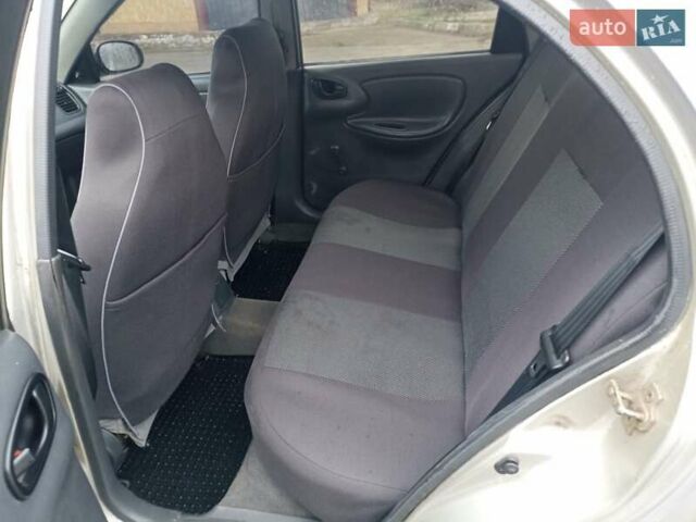 Сірий Деу Ланос, об'ємом двигуна 1.5 л та пробігом 306 тис. км за 2000 $, фото 8 на Automoto.ua