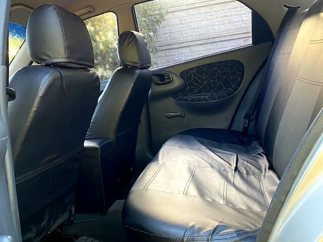 Дэу Ланос 2002 в Кривом Роге на Automoto.ua Серый Дэу Ланос, объемом двигателя 1.5 л и пробегом 180 тыс. км за 2499 $, фото 6 на Automoto.ua