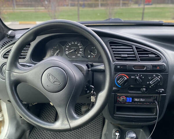 Сірий Деу Ланос, об'ємом двигуна 1.5 л та пробігом 420 тис. км за 2250 $, фото 19 на Automoto.ua