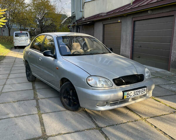 Деу Ланос 2002 у Львові на Automoto.ua Сірий Деу Ланос, об'ємом двигуна 1.5 л та пробігом 164 тис. км за 2300 $, фото 2 на Automoto.ua