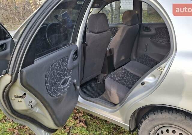 Сірий Деу Ланос, об'ємом двигуна 1.5 л та пробігом 133 тис. км за 3000 $, фото 1 на Automoto.ua