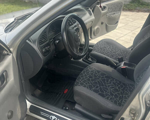 Сірий Деу Ланос, об'ємом двигуна 1.5 л та пробігом 206 тис. км за 2900 $, фото 15 на Automoto.ua