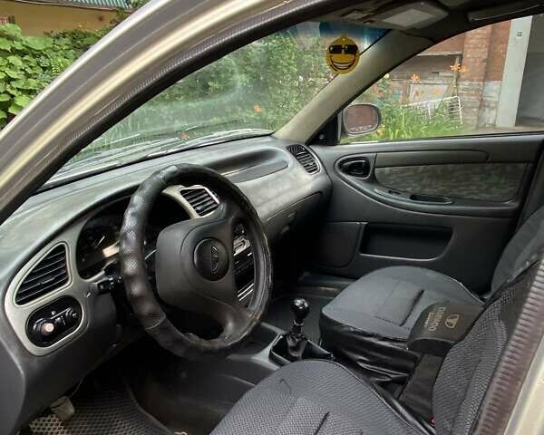 Сірий Деу Ланос, об'ємом двигуна 1.6 л та пробігом 480 тис. км за 2800 $, фото 7 на Automoto.ua