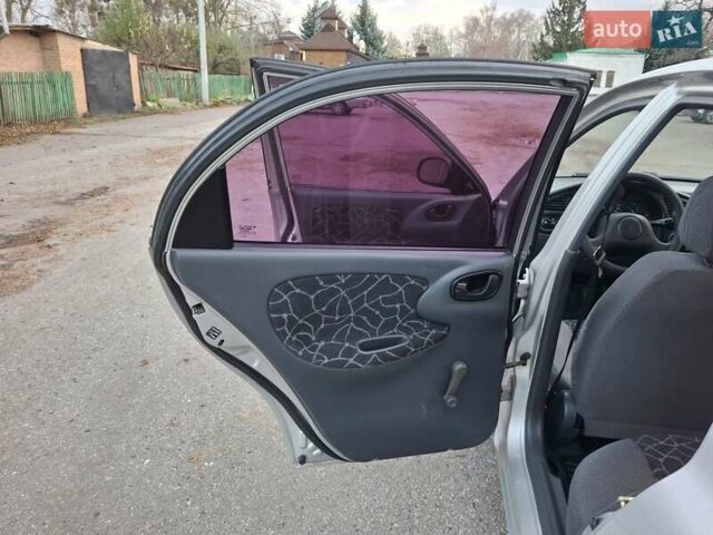 Сірий Деу Ланос, об'ємом двигуна 1.5 л та пробігом 227 тис. км за 2850 $, фото 40 на Automoto.ua