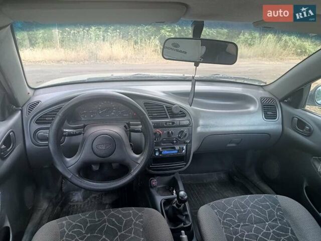 Сірий Деу Ланос, об'ємом двигуна 1.5 л та пробігом 317 тис. км за 2400 $, фото 5 на Automoto.ua