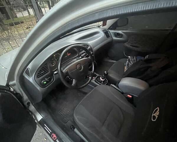 Серый Дэу Ланос, объемом двигателя 1.6 л и пробегом 235 тыс. км за 2700 $, фото 3 на Automoto.ua