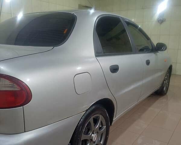 Сірий Деу Ланос, об'ємом двигуна 1.5 л та пробігом 400 тис. км за 2150 $, фото 4 на Automoto.ua