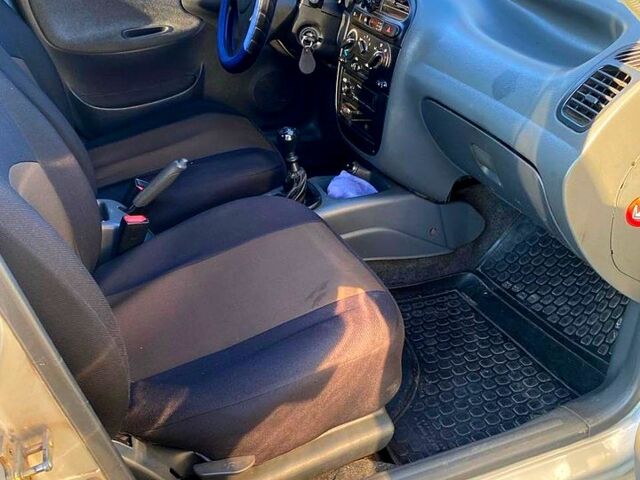 Сірий Деу Ланос, об'ємом двигуна 1.5 л та пробігом 208 тис. км за 1900 $, фото 4 на Automoto.ua