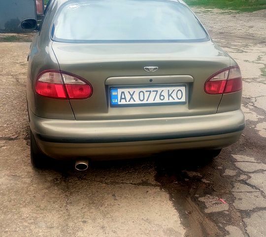 Сірий Деу Ланос, об'ємом двигуна 1.3 л та пробігом 200 тис. км за 1750 $, фото 1 на Automoto.ua