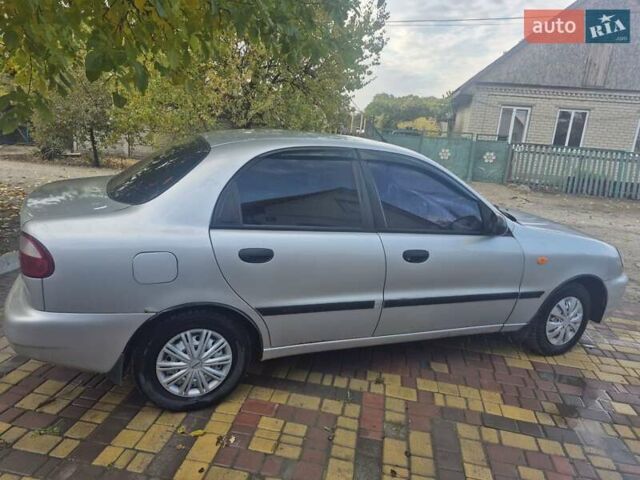 Дэу Ланос 2003 в Новомосковске на Automoto.ua Серый Дэу Ланос, объемом двигателя 1.5 л и пробегом 220 тыс. км за 2200 $, фото 5 на Automoto.ua