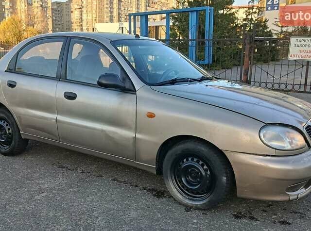 Серый Дэу Ланос, объемом двигателя 1.6 л и пробегом 270 тыс. км за 1000 $, фото 2 на Automoto.ua