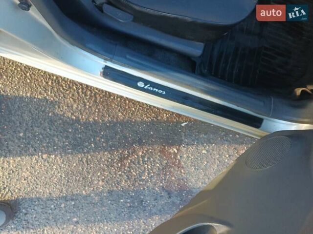 Серый Дэу Ланос, объемом двигателя 1.5 л и пробегом 270 тыс. км за 2500 $, фото 6 на Automoto.ua