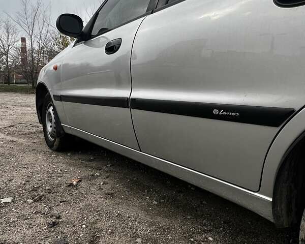 Сірий Деу Ланос, об'ємом двигуна 1.5 л та пробігом 240 тис. км за 1896 $, фото 3 на Automoto.ua