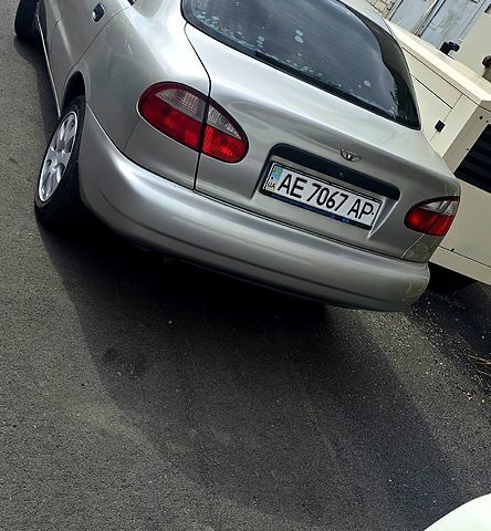 Сірий Деу Ланос, об'ємом двигуна 1.5 л та пробігом 150 тис. км за 2800 $, фото 2 на Automoto.ua