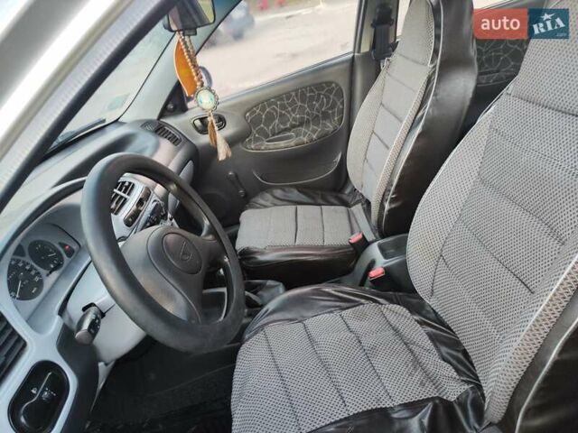 Дэу Ланос 2003 в Львове на Automoto.ua Серый Дэу Ланос, объемом двигателя 1.3 л и пробегом 254 тыс. км за 1600 $, фото 10 на Automoto.ua