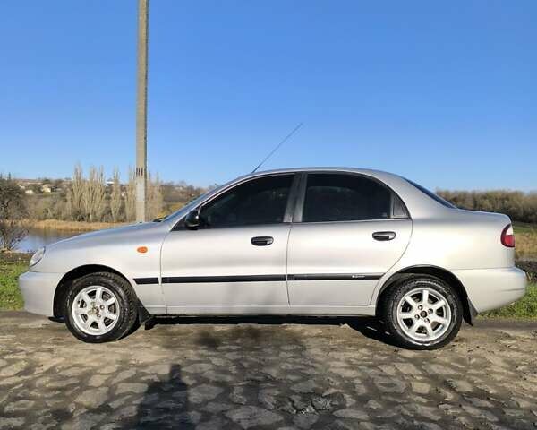 Серый Дэу Ланос, объемом двигателя 0 л и пробегом 166 тыс. км за 3100 $, фото 5 на Automoto.ua