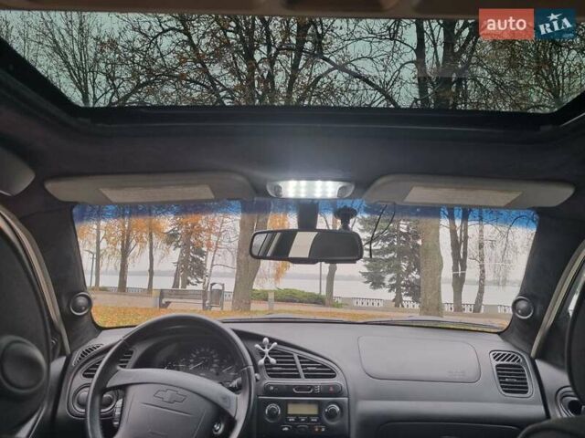 Серый Дэу Ланос, объемом двигателя 1.6 л и пробегом 277 тыс. км за 3400 $, фото 5 на Automoto.ua