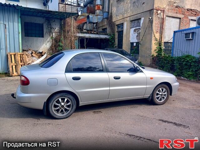 Дэу Ланос 2003 в Одессе на Automoto.ua Серый Дэу Ланос, объемом двигателя 1.5 л и пробегом 94 тыс. км за 3200 $, фото 2 на Automoto.ua