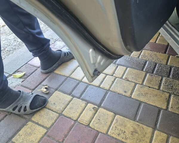 Дэу Ланос 2003 в Новомосковске на Automoto.ua Серый Дэу Ланос, объемом двигателя 1.5 л и пробегом 220 тыс. км за 2200 $, фото 12 на Automoto.ua