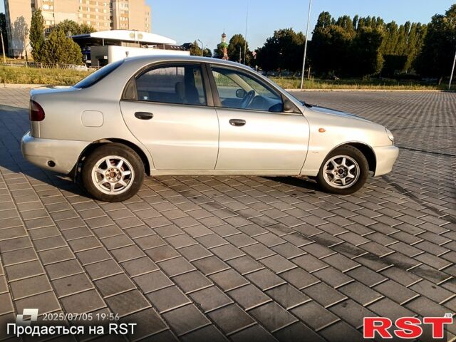 Серый Дэу Ланос, объемом двигателя 1.6 л и пробегом 215 тыс. км за 1850 $, фото 2 на Automoto.ua