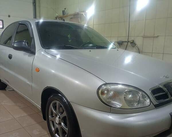 Сірий Деу Ланос, об'ємом двигуна 1.5 л та пробігом 400 тис. км за 2150 $, фото 1 на Automoto.ua