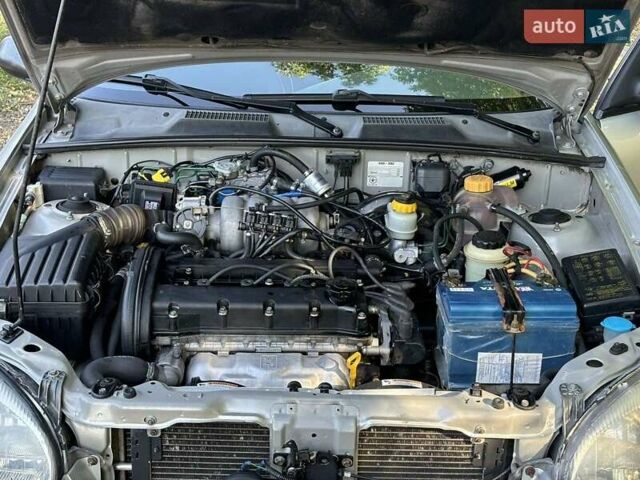 Дэу Ланос 2003 в Запорожье на Automoto.ua Серый Дэу Ланос, объемом двигателя 1.6 л и пробегом 311 тыс. км за 2500 $, фото 6 на Automoto.ua