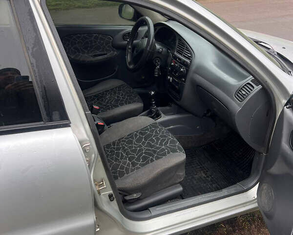 Серый Дэу Ланос, объемом двигателя 1.5 л и пробегом 250 тыс. км за 1600 $, фото 4 на Automoto.ua