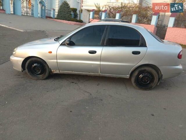 Серый Дэу Ланос, объемом двигателя 1.6 л и пробегом 321 тыс. км за 1400 $, фото 4 на Automoto.ua