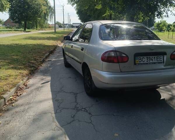 Серый Дэу Ланос, объемом двигателя 1.5 л и пробегом 240 тыс. км за 1350 $, фото 3 на Automoto.ua