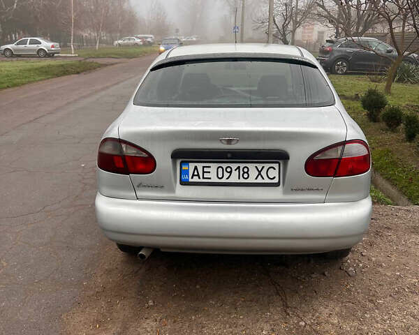 Серый Дэу Ланос, объемом двигателя 1.5 л и пробегом 250 тыс. км за 1600 $, фото 2 на Automoto.ua