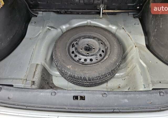 Сірий Деу Ланос, об'ємом двигуна 1.5 л та пробігом 133 тис. км за 3000 $, фото 12 на Automoto.ua