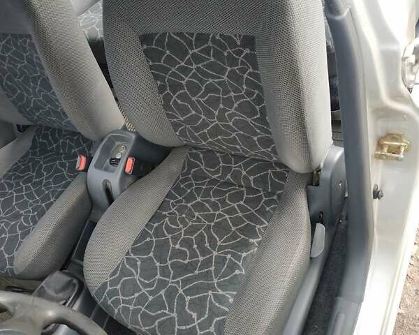 Сірий Деу Ланос, об'ємом двигуна 1.5 л та пробігом 160 тис. км за 2500 $, фото 13 на Automoto.ua