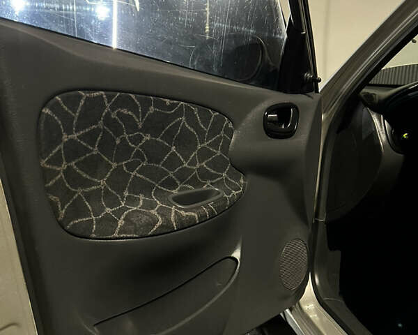 Серый Дэу Ланос, объемом двигателя 1.5 л и пробегом 268 тыс. км за 2400 $, фото 26 на Automoto.ua