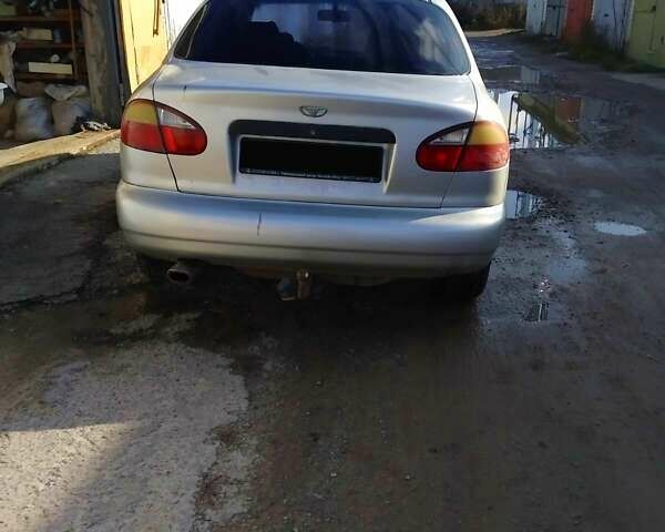 Серый Дэу Ланос, объемом двигателя 1.5 л и пробегом 265 тыс. км за 3000 $, фото 5 на Automoto.ua