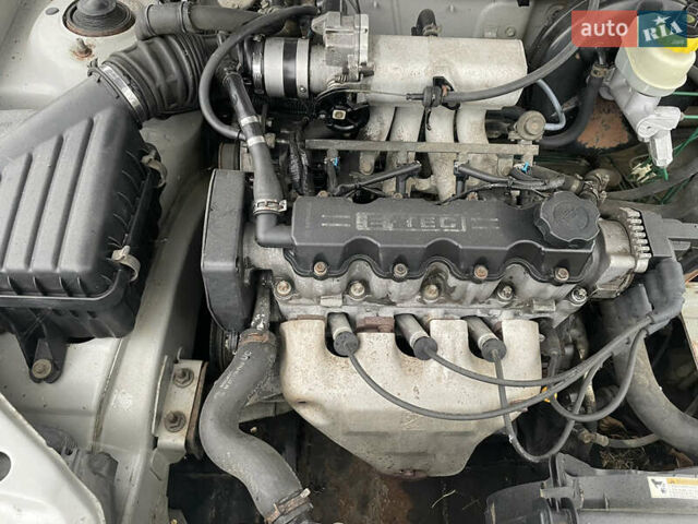 Серый Дэу Ланос, объемом двигателя 1.5 л и пробегом 281 тыс. км за 1500 $, фото 9 на Automoto.ua