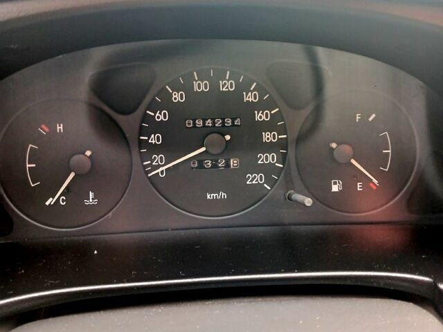 Дэу Ланос 2003 в Одессе на Automoto.ua Серый Дэу Ланос, объемом двигателя 1.5 л и пробегом 94 тыс. км за 3200 $, фото 5 на Automoto.ua