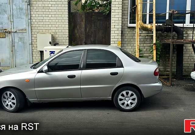 Сірий Деу Ланос, об'ємом двигуна 1.5 л та пробігом 150 тис. км за 2800 $, фото 1 на Automoto.ua