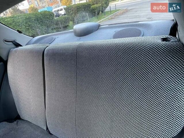 Сірий Деу Ланос, об'ємом двигуна 1.5 л та пробігом 200 тис. км за 2400 $, фото 9 на Automoto.ua