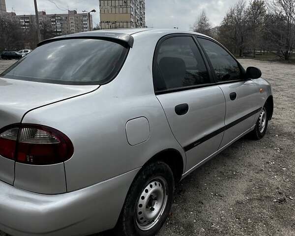 Сірий Деу Ланос, об'ємом двигуна 1.5 л та пробігом 240 тис. км за 1896 $, фото 4 на Automoto.ua