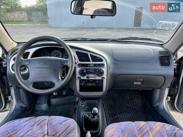 Сірий Деу Ланос, об'ємом двигуна 1.6 л та пробігом 330 тис. км за 2400 $, фото 21 на Automoto.ua
