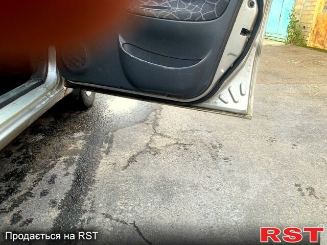 Серый Дэу Ланос, объемом двигателя 1.5 л и пробегом 0 тыс. км за 1300 $, фото 5 на Automoto.ua