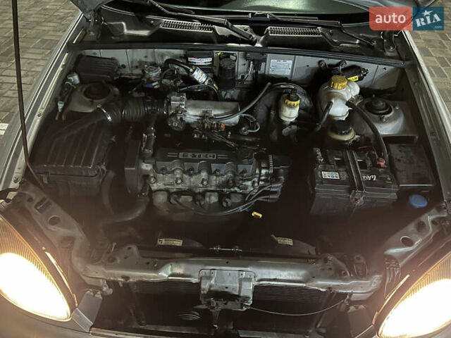 Серый Дэу Ланос, объемом двигателя 1.5 л и пробегом 268 тыс. км за 2400 $, фото 18 на Automoto.ua