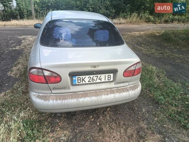 Сірий Деу Ланос, об'ємом двигуна 1.5 л та пробігом 317 тис. км за 2400 $, фото 1 на Automoto.ua