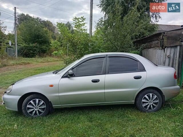 Дэу Ланос 2003 в Глухове на Automoto.ua Серый Дэу Ланос, объемом двигателя 1.5 л и пробегом 170 тыс. км за 2300 $, фото 4 на Automoto.ua