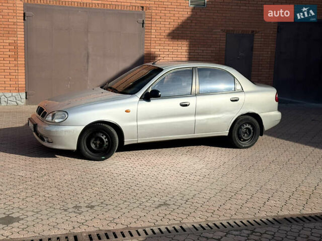 Дэу Ланос 2003 в Днепре (Днепропетровске) на Automoto.ua Серый Дэу Ланос, объемом двигателя 1.6 л и пробегом 158 тыс. км за 2500 $, фото 2 на Automoto.ua