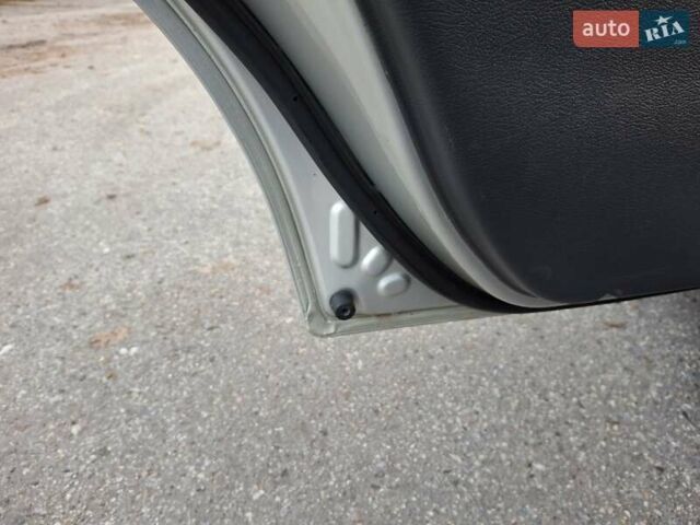 Сірий Деу Ланос, об'ємом двигуна 1.5 л та пробігом 227 тис. км за 2850 $, фото 34 на Automoto.ua