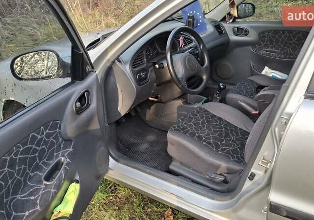 Сірий Деу Ланос, об'ємом двигуна 1.5 л та пробігом 133 тис. км за 3000 $, фото 2 на Automoto.ua